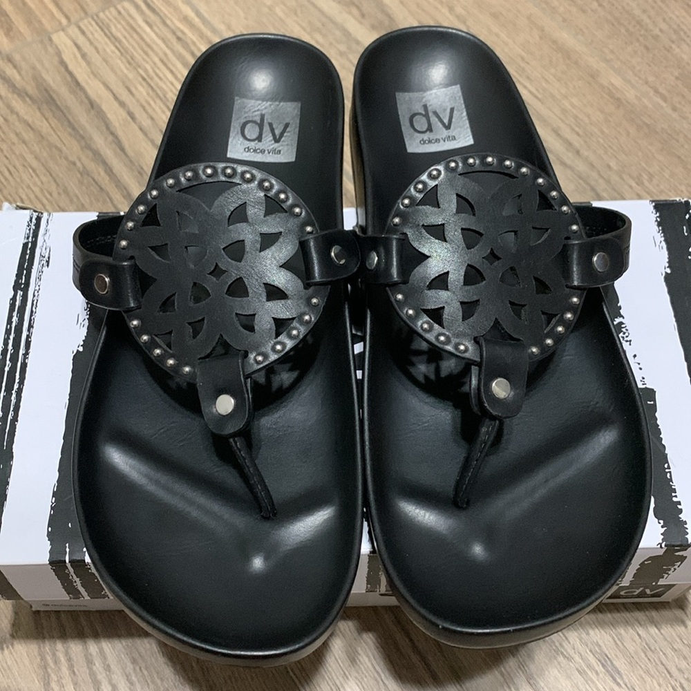 Dolce Vita Pandora Sandal FINAL SALE - Picture 2 of 10